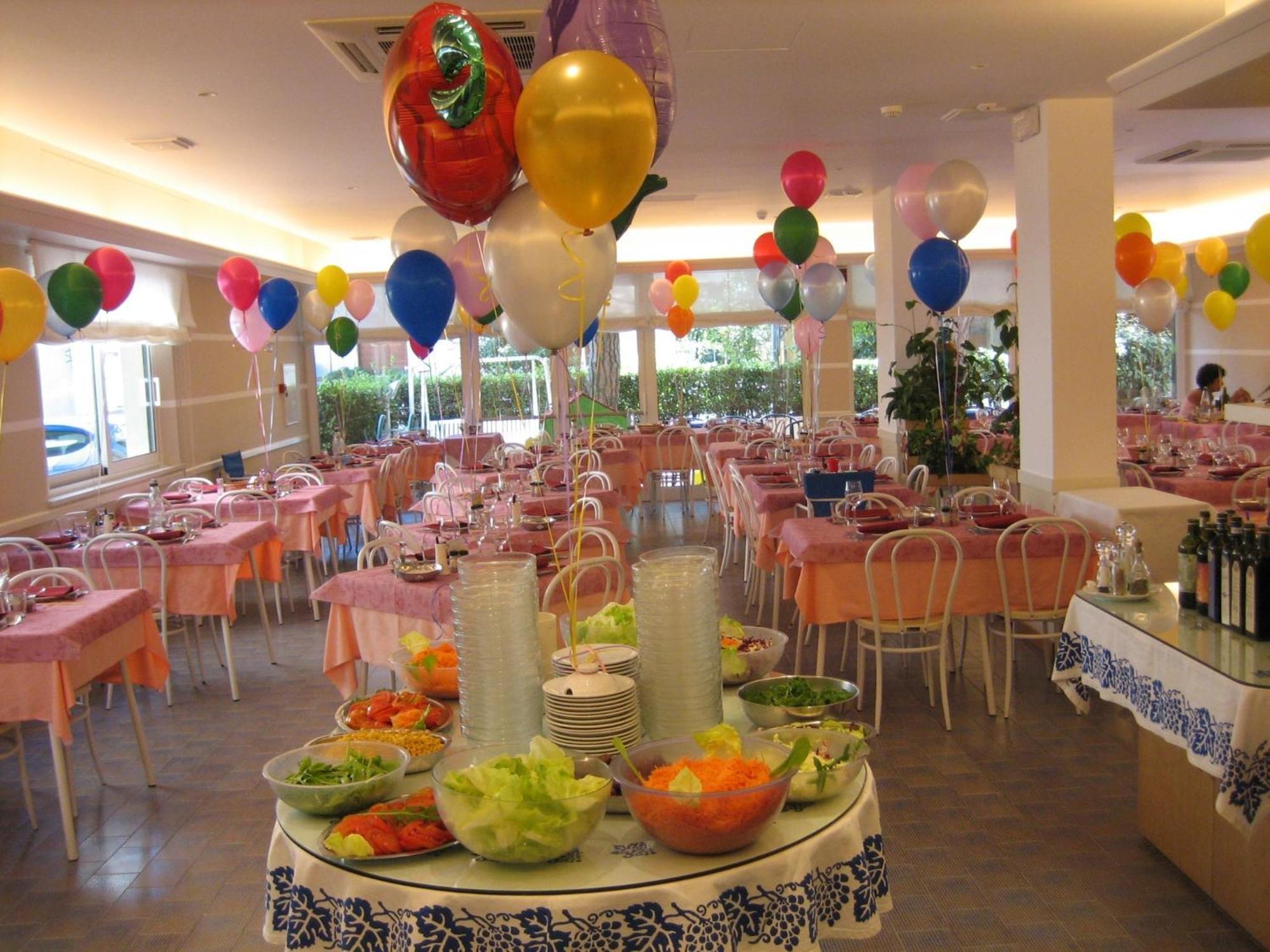 Hotel Nives Riccione Esterno foto